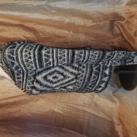 Lucky Brand Geometric Jacquard Sweater  Black White - Picture 3 of 6